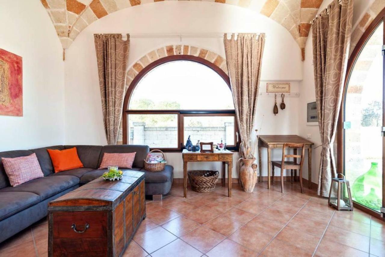 La Dimora Dei Conti Bed & Breakfast Collemeto Bagian luar foto